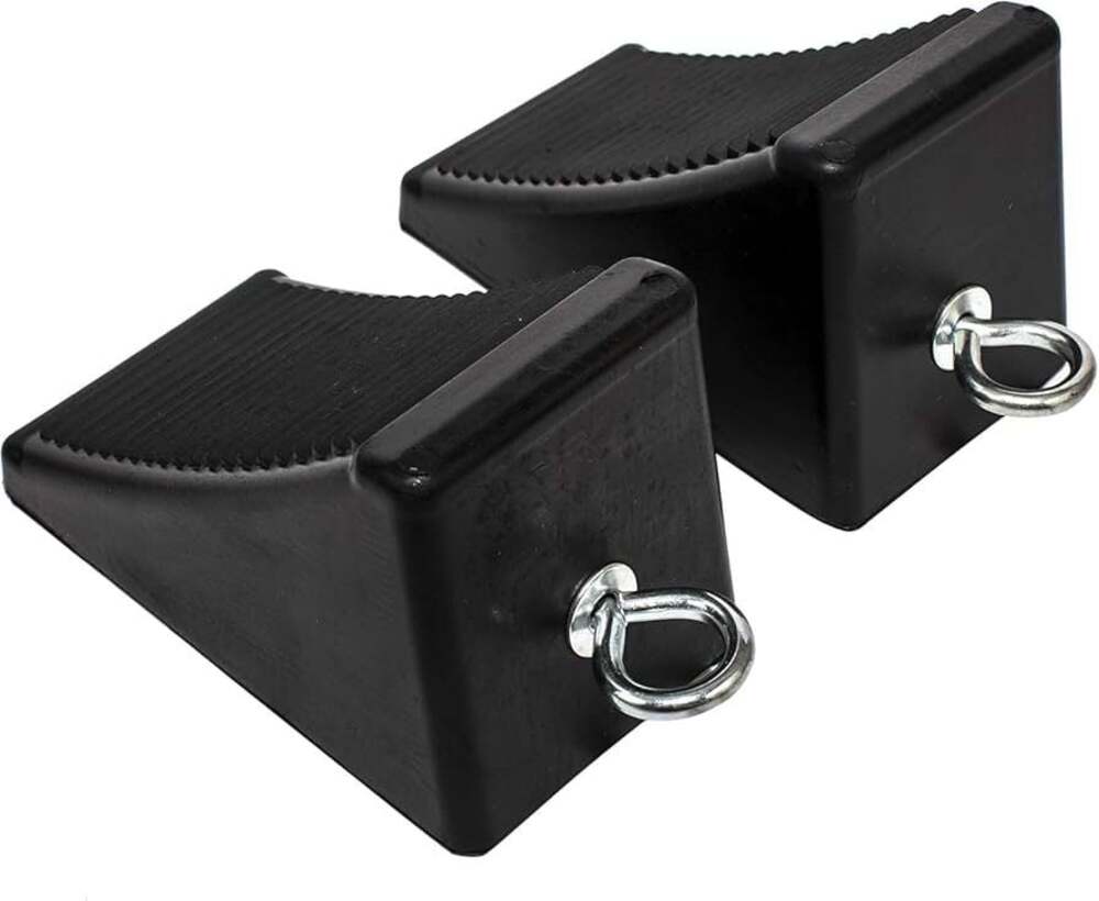 MaxxHaul 50011 Rubber Wheel Chocks with Eyelet - 2 Pack